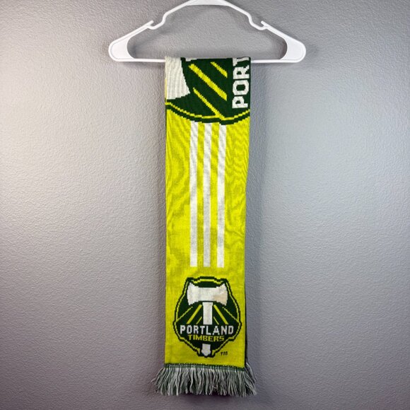 Portland Timbers Pocket Scarf - Picture 4 of 8